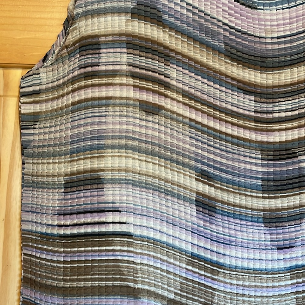 Abstract shell top - Picture 2 of 5